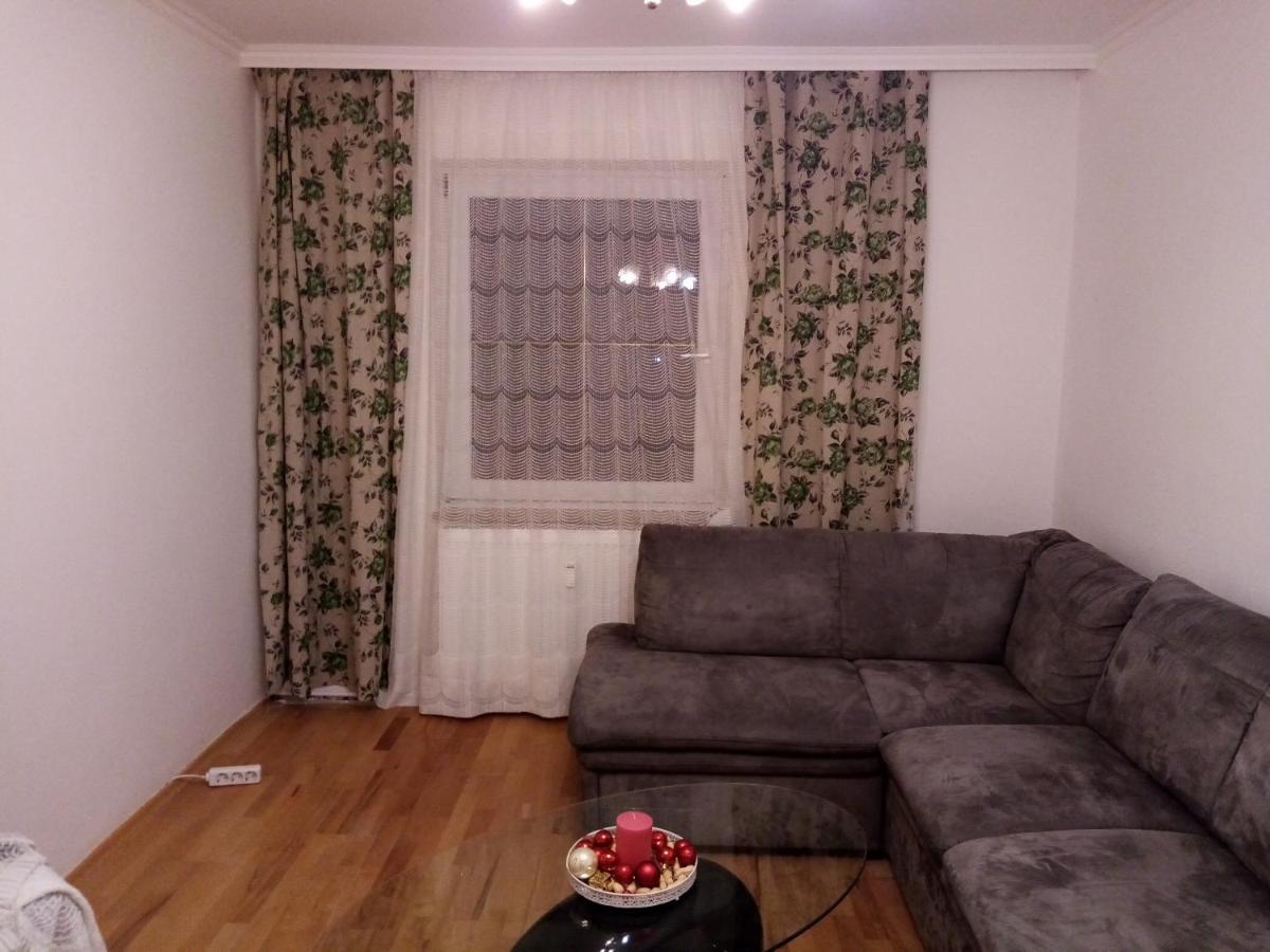 Apartmany Lend Exteriör bild