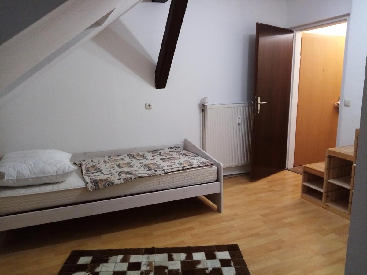 Apartmany Lend Exteriör bild