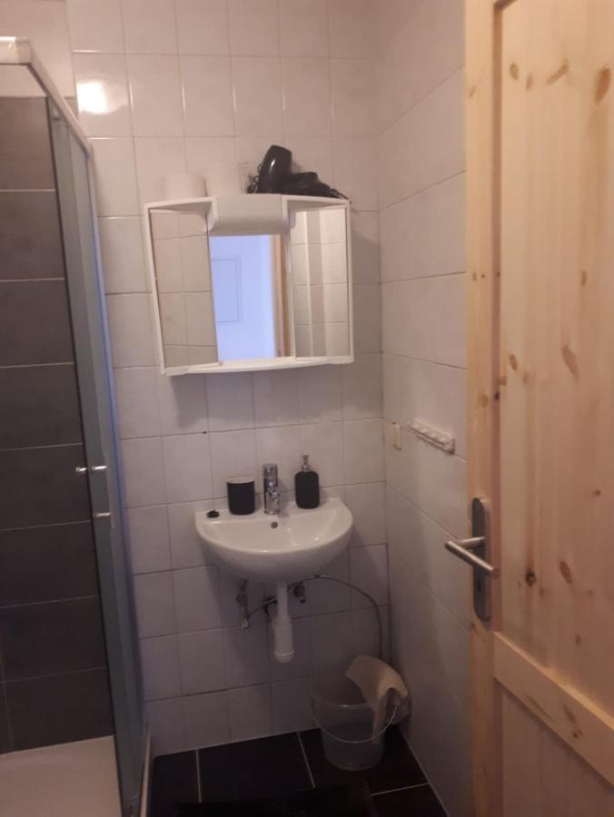 Apartmany Lend Exteriör bild
