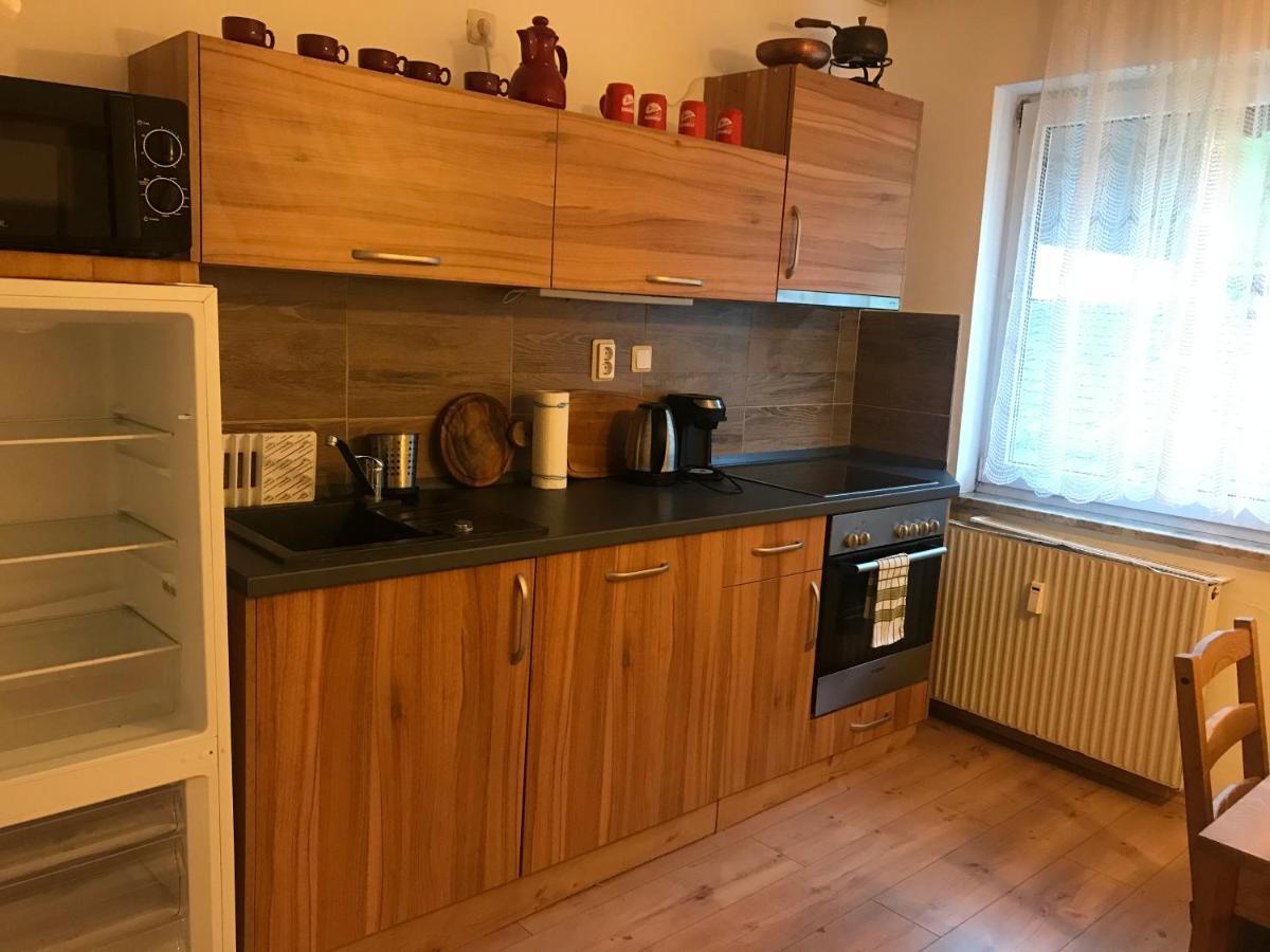 Apartmany Lend Exteriör bild