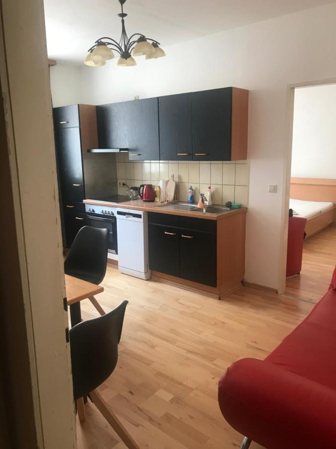 Apartmany Lend Exteriör bild